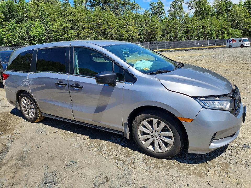 58581876 :رقم المزاد ، 5FNRL6H22MB001049 vin ، 2021 Honda Odyssey مزاد بيع