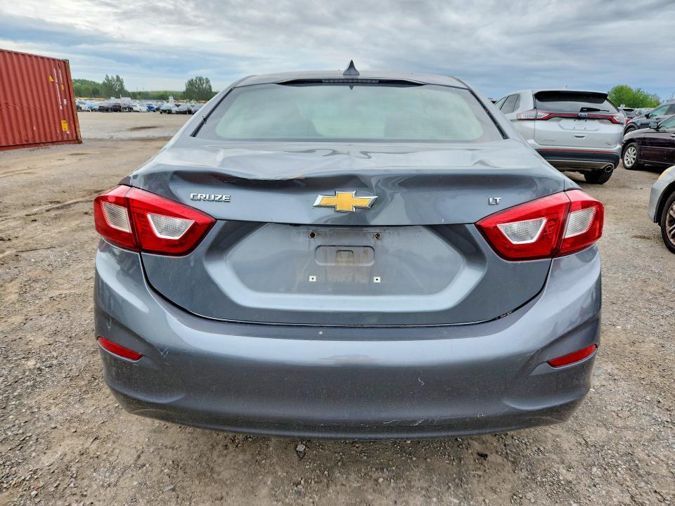 Aukcja sprzedaży 2018 Chevrolet Cruise Lt, vin: 1G1BE5SM4J7211646, numer aukcji: 58190296