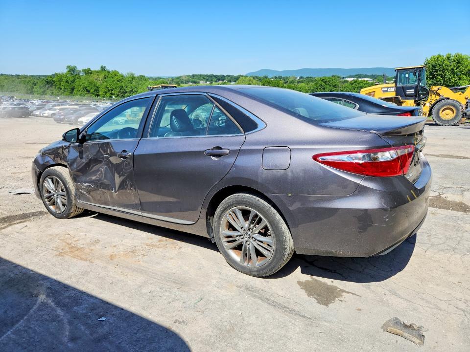 56118416 :رقم المزاد ، 4T1BF1FK4HU301148 vin ، 2017 Toyota Camry مزاد بيع