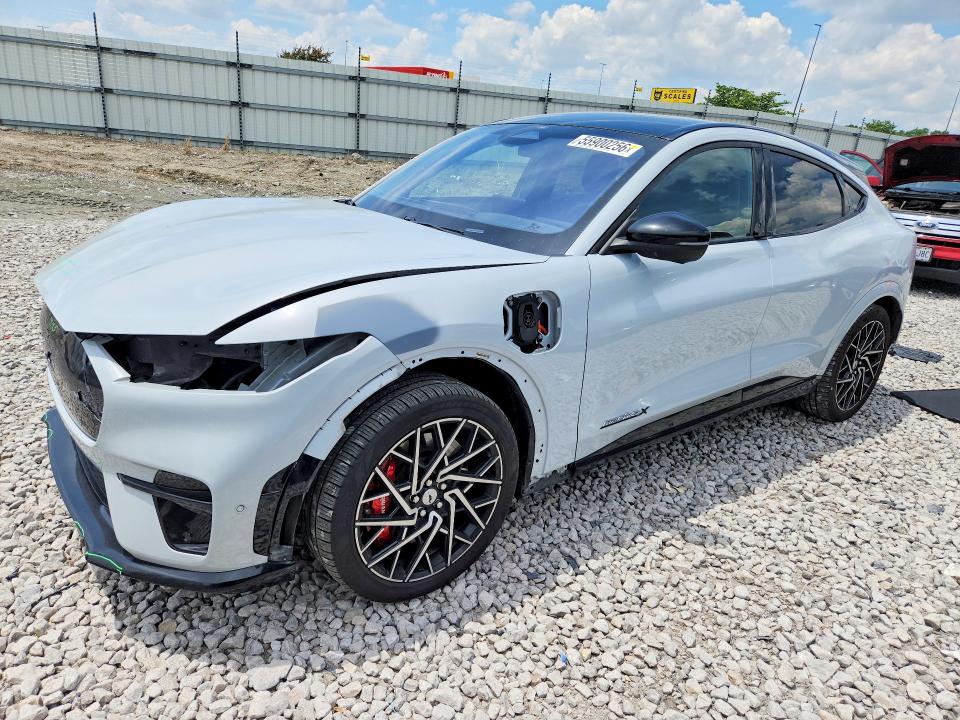 Auction sale of the 2023 Ford Mustang Mach-e, vin: 3FMTK4SX3PMA16172, lot number: 55900256