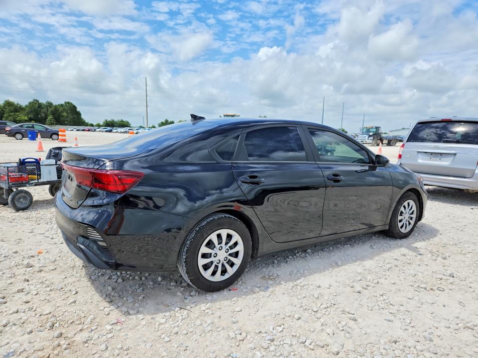2023 Kia Forte მანქანა იყიდება აუქციონზე, vin: 3KPF24AD6PE677519, აუქციონის ნომერი: 56569636