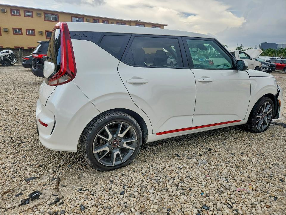 2020 Kia Soul მანქანა იყიდება აუქციონზე, vin: KNDJ53AF5L7732551, აუქციონის ნომერი: 58472236