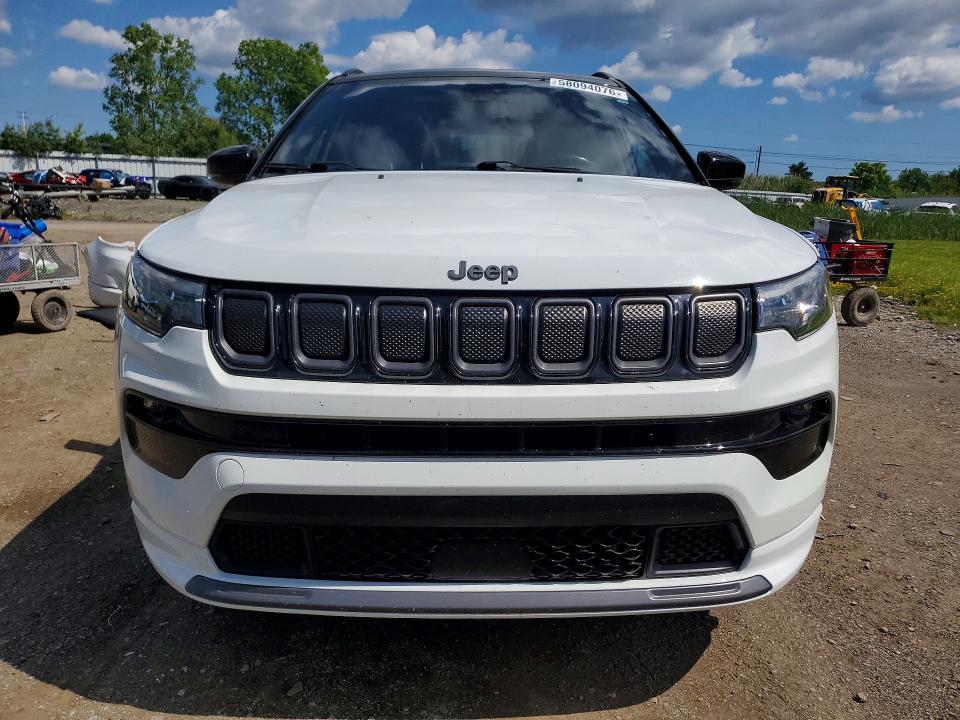 58094076 :رقم المزاد ، 3C4NJDCB4NT211574 vin ، 2022 Jeep Compass مزاد بيع