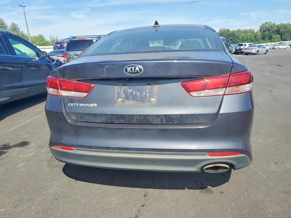2017 Kia Optima მანქანა იყიდება აუქციონზე, vin: 5XXGT4L38HG147132, აუქციონის ნომერი: 58497856