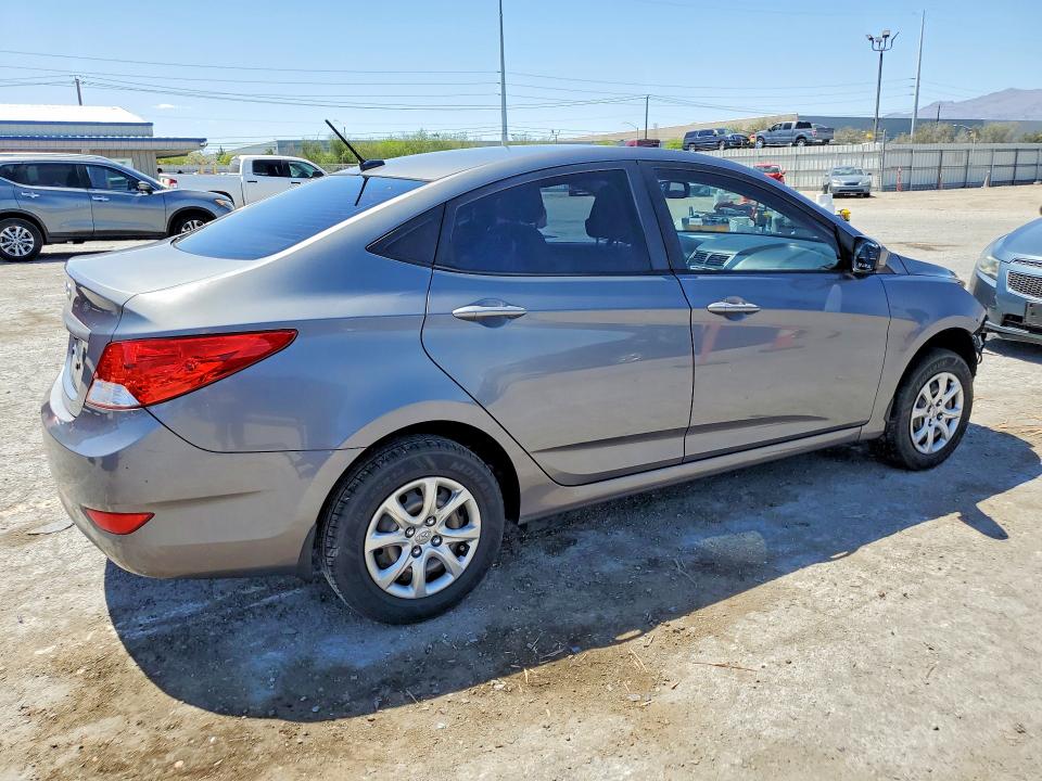 2013 Hyundai Accent მანქანა იყიდება აუქციონზე, vin: KMHCT4AE1DU560450, აუქციონის ნომერი: 55790486