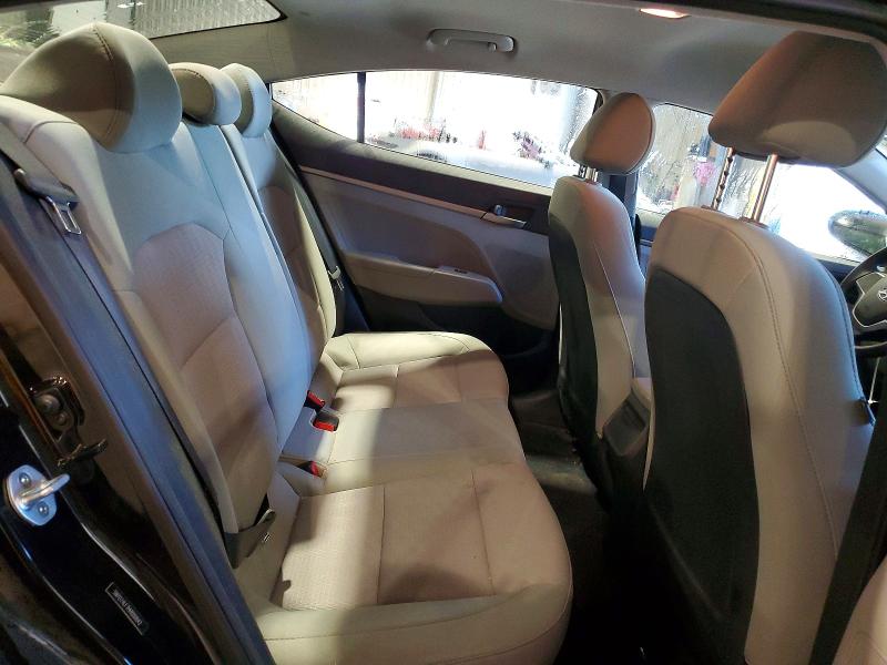 55690416 :رقم المزاد ، 5NPD74LF7HH050042 vin ، 2017 Hyundai Elantra مزاد بيع
