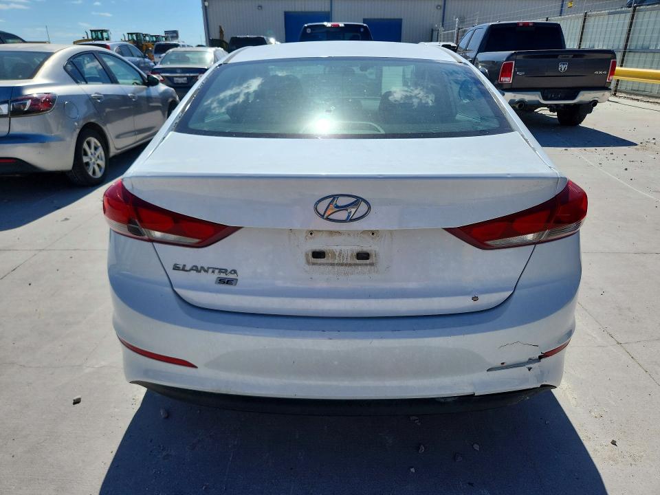Продажа на аукционе авто 2018 Hyundai Elantra, vin: 5NPD74LF2JH227666, номер лота: 56962406