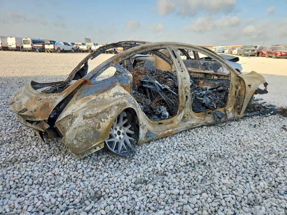 2025 Tesla Model 3 მანქანა იყიდება აუქციონზე, vin: 5YJ3E1EA4SF993125, აუქციონის ნომერი: 58925166