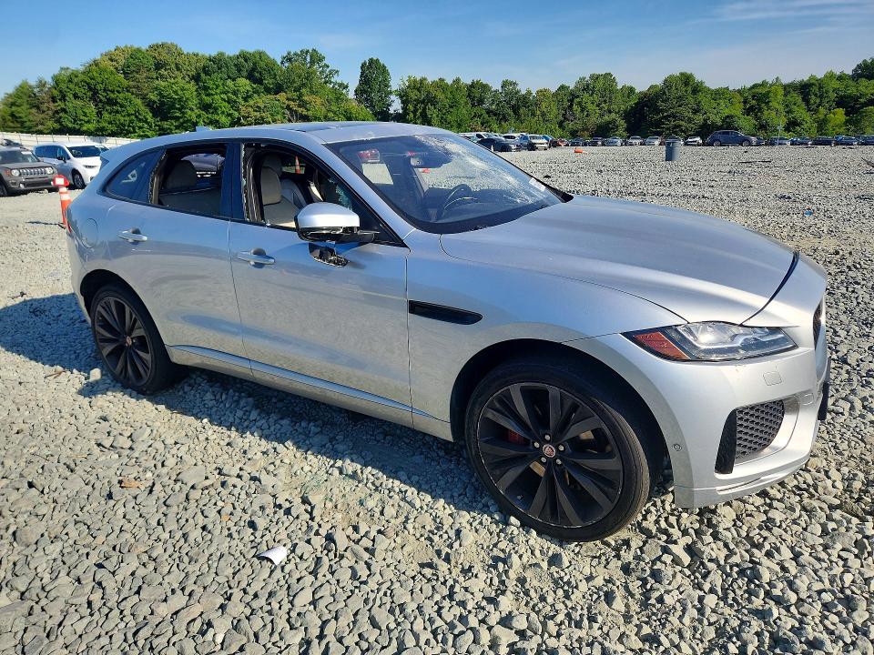 56434616 :رقم المزاد ، SADCP2BV7HA056461 vin ، 2017 Jaguar F-pace مزاد بيع