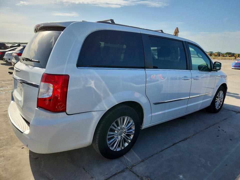 2015 Chrysler Town & Country მანქანა იყიდება აუქციონზე, vin: 2C4RC1CG2FR534659, აუქციონის ნომერი: 58212636