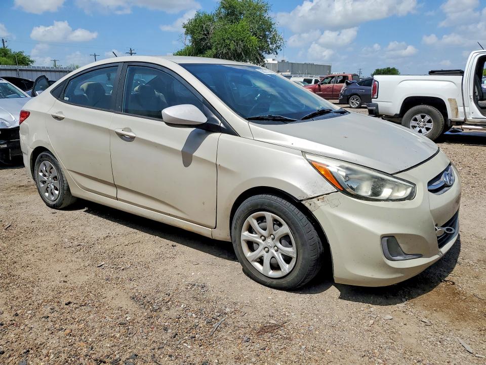2017 Hyundai Accent მანქანა იყიდება აუქციონზე, vin: KMHCT4AE4HU220022, აუქციონის ნომერი: 58810126