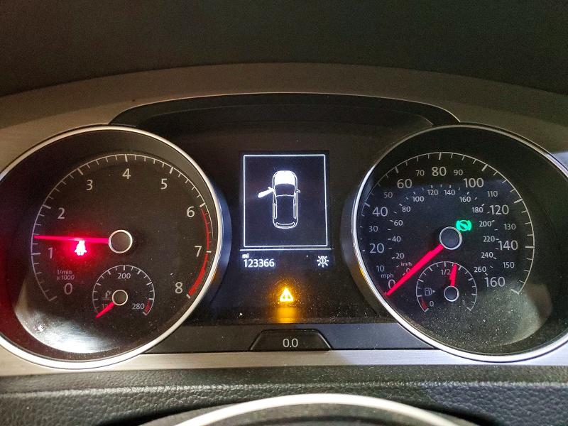 57692546 :رقم المزاد ، 3VW217AU2GM010856 vin ، 2016 Volkswagen Golf مزاد بيع