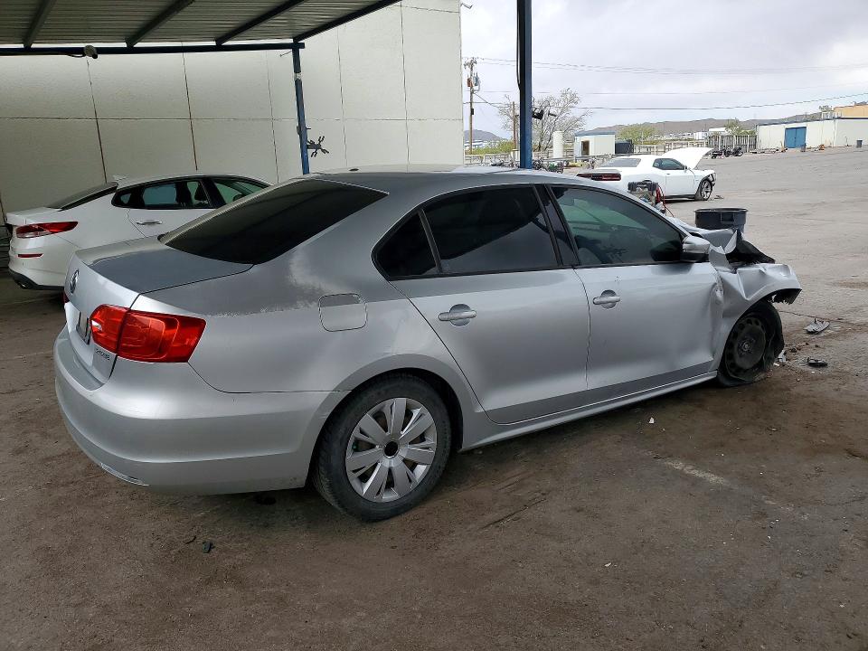 2011 Volkswagen Jetta მანქანა იყიდება აუქციონზე, vin: 3VWDX7AJ5BM368913, აუქციონის ნომერი: 56525336