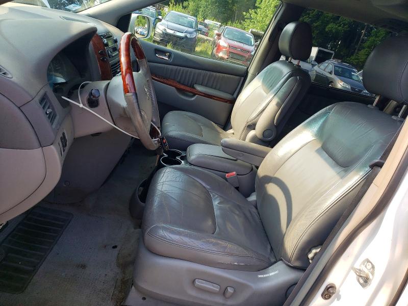 57372726 :رقم المزاد ، 5TDZA22C04S124408 vin ، 2004 Toyota Sienna مزاد بيع