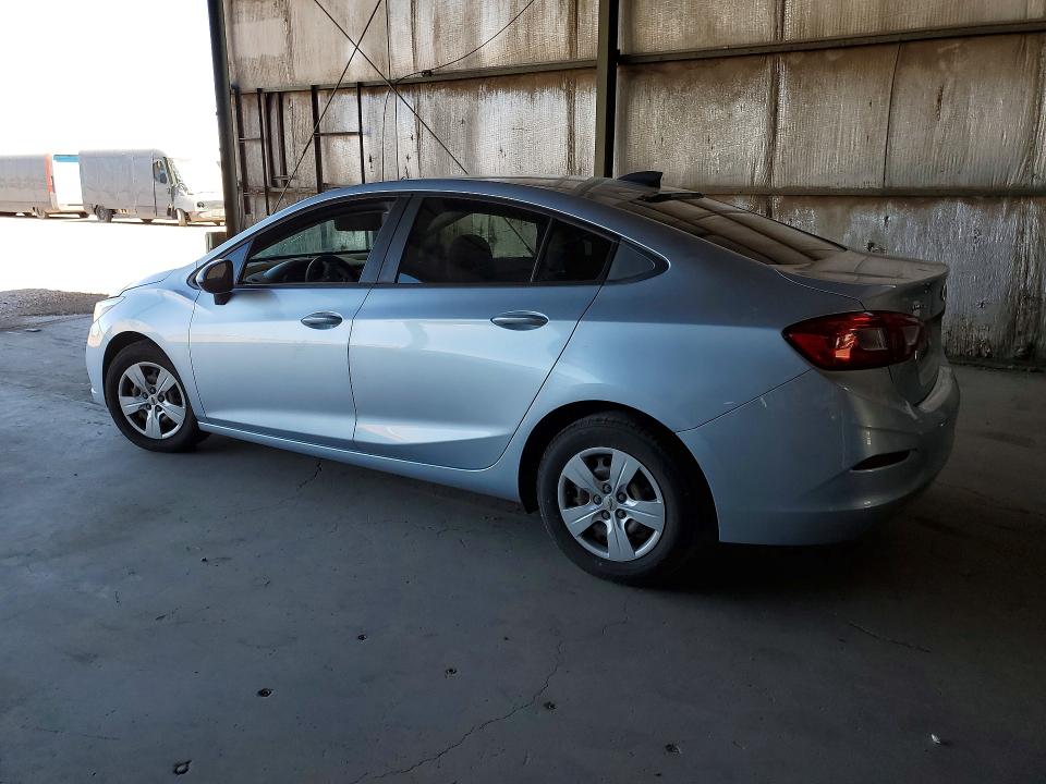 59031566 :رقم المزاد ، 1G1BC5SM8J7215253 vin ، 2018 Chevrolet Cruze مزاد بيع