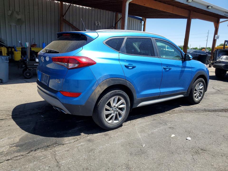 2017 Hyundai Tucson მანქანა იყიდება აუქციონზე, vin: KM8J3CA22HU519337, აუქციონის ნომერი: 56733446