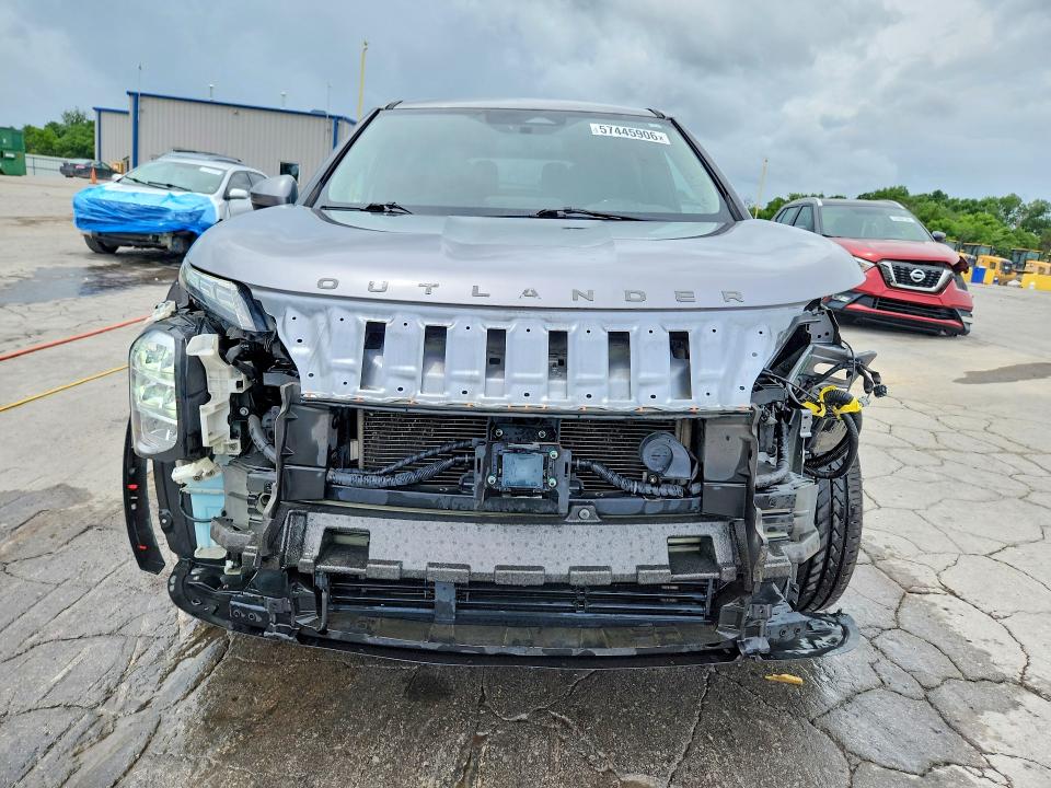 Продажа на аукционе авто 2022 Mitsubishi Outlander, vin: JA4J3UA80NZ010984, номер лота: 57445906