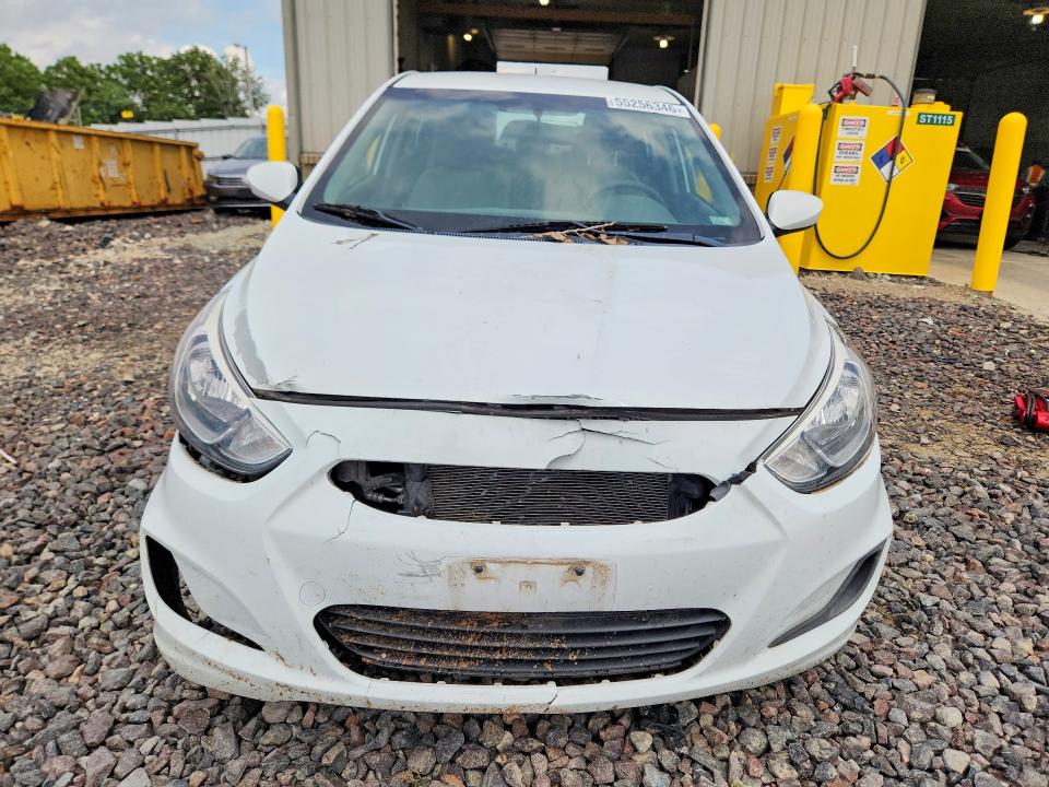 55256346 :رقم المزاد ، KMHCT4AE8HU252892 vin ، 2017 Hyundai Accent مزاد بيع