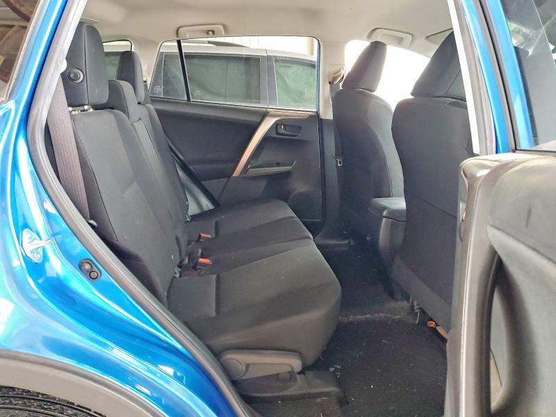 Продажа на аукционе авто 2018 Toyota Rav4, vin: JTMZFREV2JJ177224, номер лота: 57012946