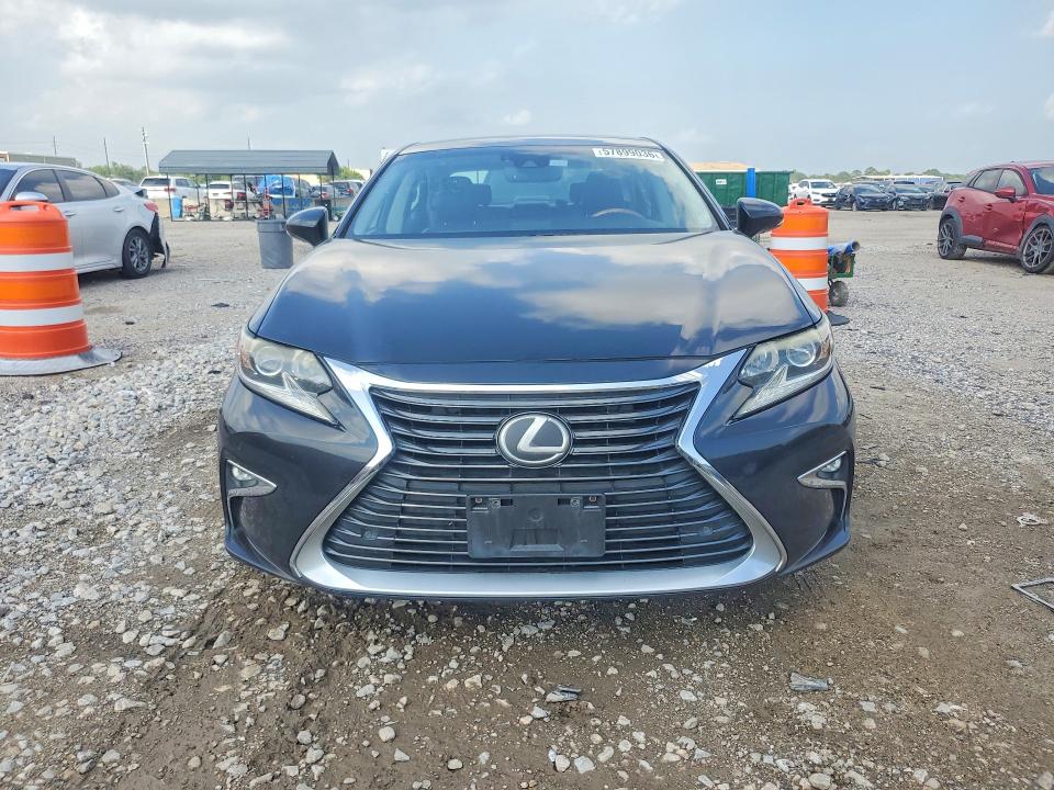 57899036 :رقم المزاد ، 58ABK1GG7HU036403 vin ، 2017 Lexus Es مزاد بيع