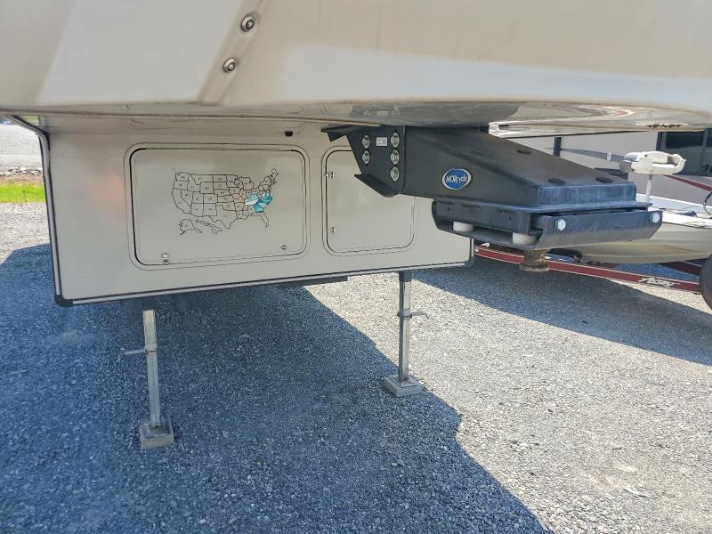 57115776 :رقم المزاد ، 1UJCJ0BPXJ1P20213 vin ، 2018 Jay Recreational Vehicle (rv) مزاد بيع