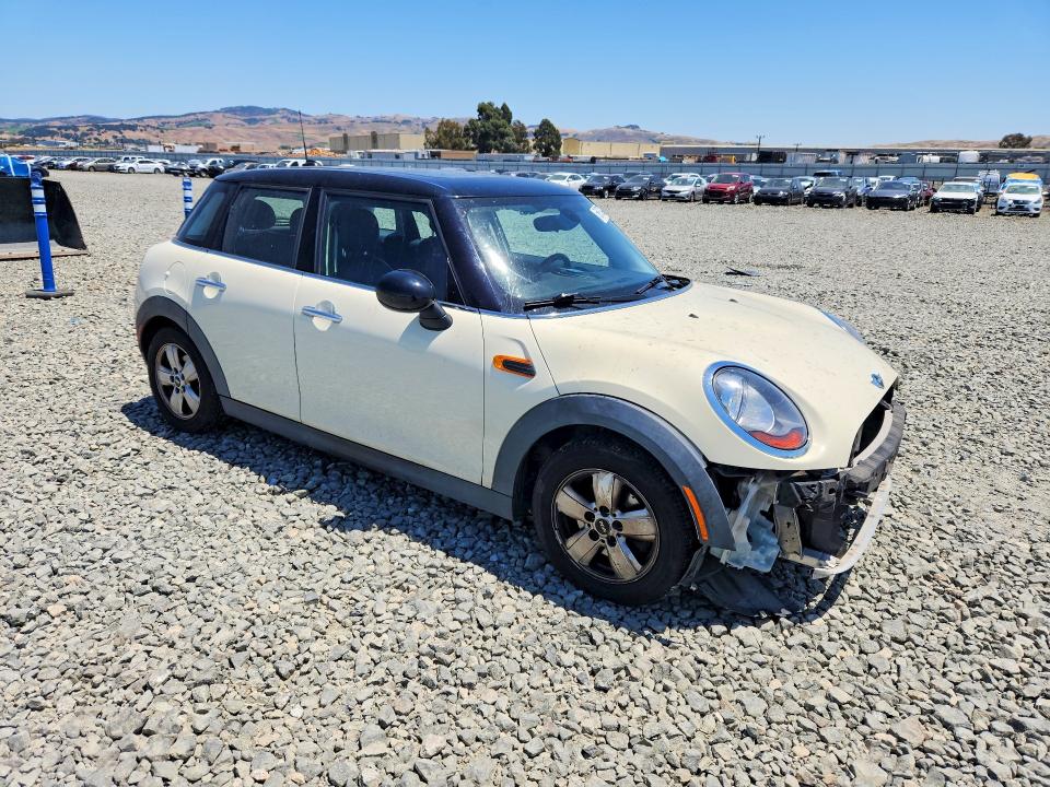 2015 Mini Cooper მანქანა იყიდება აუქციონზე, vin: WMWXS5C51FT829015, აუქციონის ნომერი: 56973036