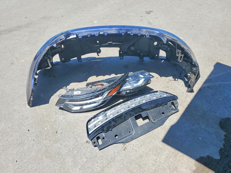 55657576 :رقم المزاد ، SALRR2RV2JA074595 vin ، 2018 Land Rover Discovery مزاد بيع