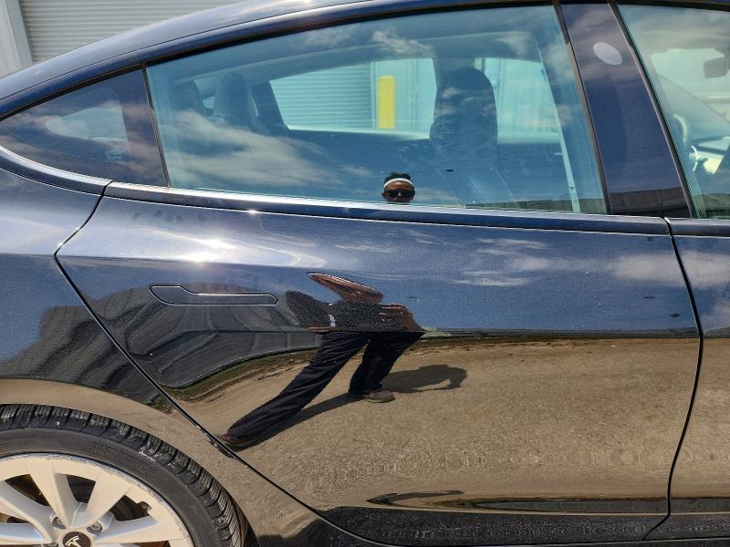 56054766 :رقم المزاد ، 5YJ3E1EAXNF370936 vin ، 2022 Tesla Model 3 مزاد بيع