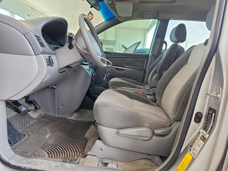 55648286 :رقم المزاد ، 5TDZK23CX7S050253 vin ، 2007 Toyota Sienna مزاد بيع