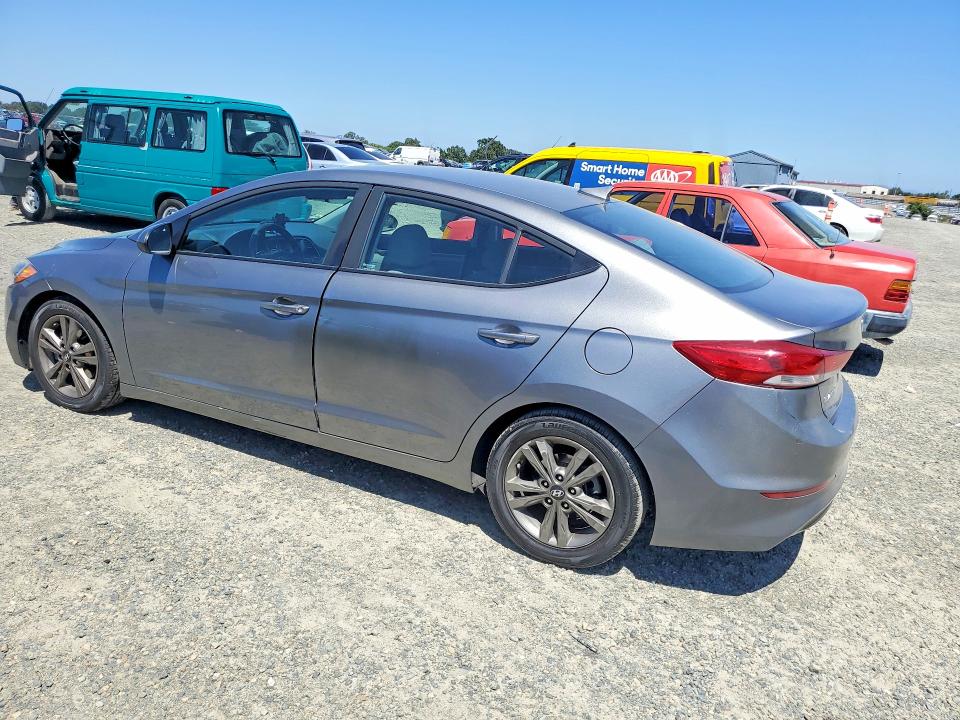 Продажа на аукционе авто 2018 Hyundai Elantra, vin: 5NPD84LF8JH305929, номер лота: 55846336