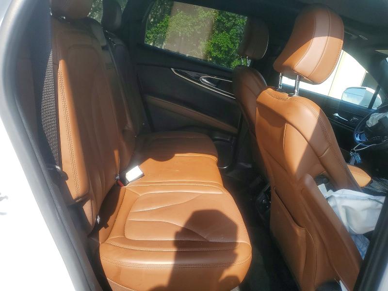 58508656 :رقم المزاد ، 2LMPJ8K95PBL22518 vin ، 2023 Lincoln Nautilus مزاد بيع