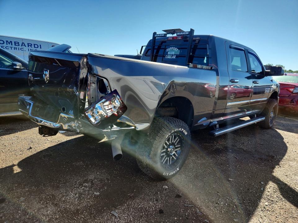 56401376 :رقم المزاد ، 3C6UR5ML4HG563091 vin ، 2017 Ram 2500 مزاد بيع