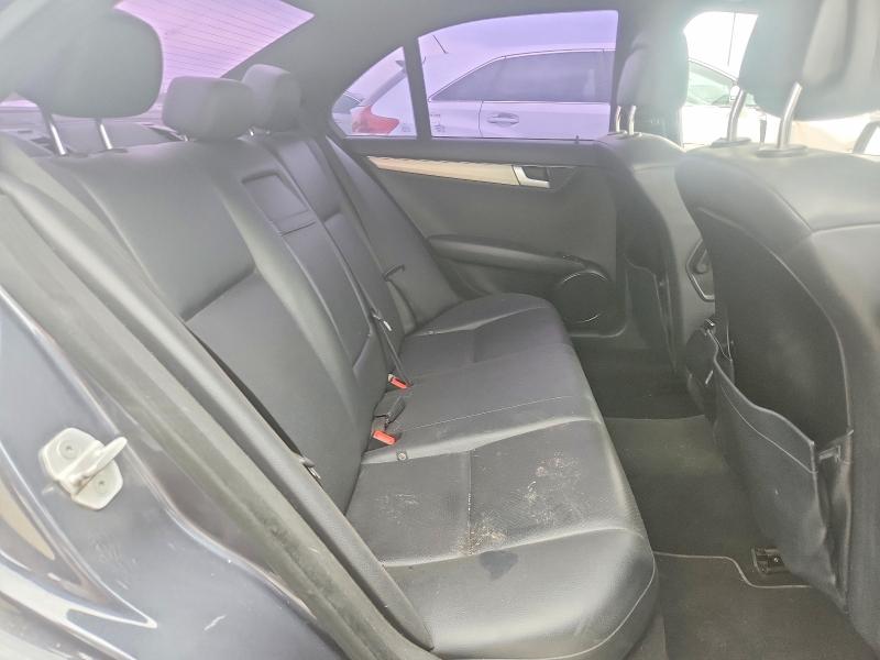Продажа на аукционе авто 2013 Mercedes-benz C, vin: WDDGF4HB9DR264996, номер лота: 58379976