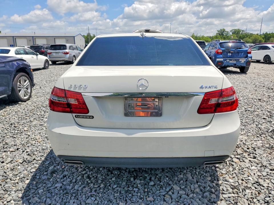 54441186 :رقم المزاد ، WDDHF8HB6AA161024 vin ، 2010 Mercedes-benz E مزاد بيع