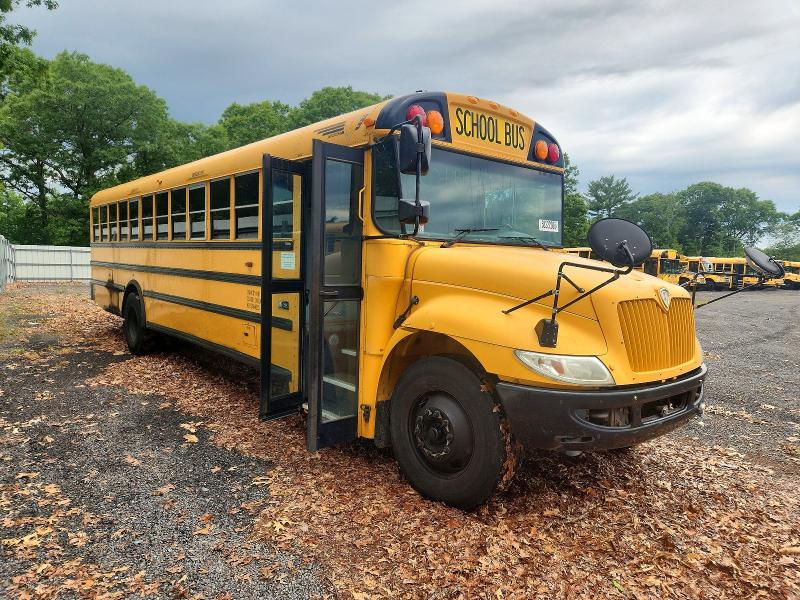 58222006 :رقم المزاد ، 4DRBUC8P3FB670103 vin ، 2015 Ic Corporation Ce Series School مزاد بيع