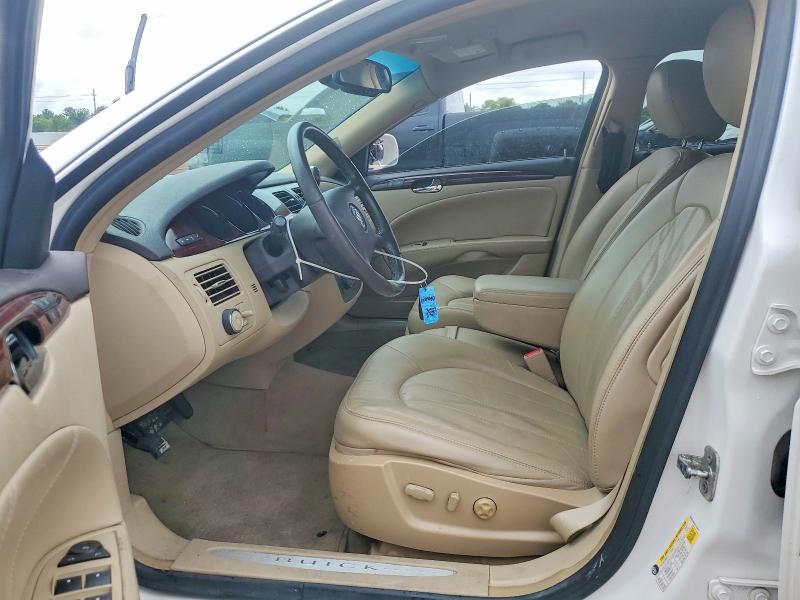57520006 :رقم المزاد ، 1G4HE5EM3AU103917 vin ، 2010 Buick Lucerne مزاد بيع