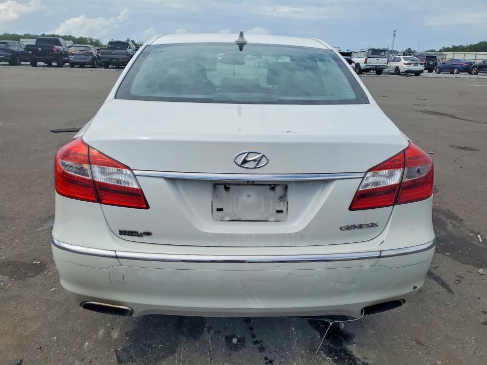 2013 Hyundai Genesis მანქანა იყიდება აუქციონზე, vin: KMHGC4DD5DU236860, აუქციონის ნომერი: 57528606