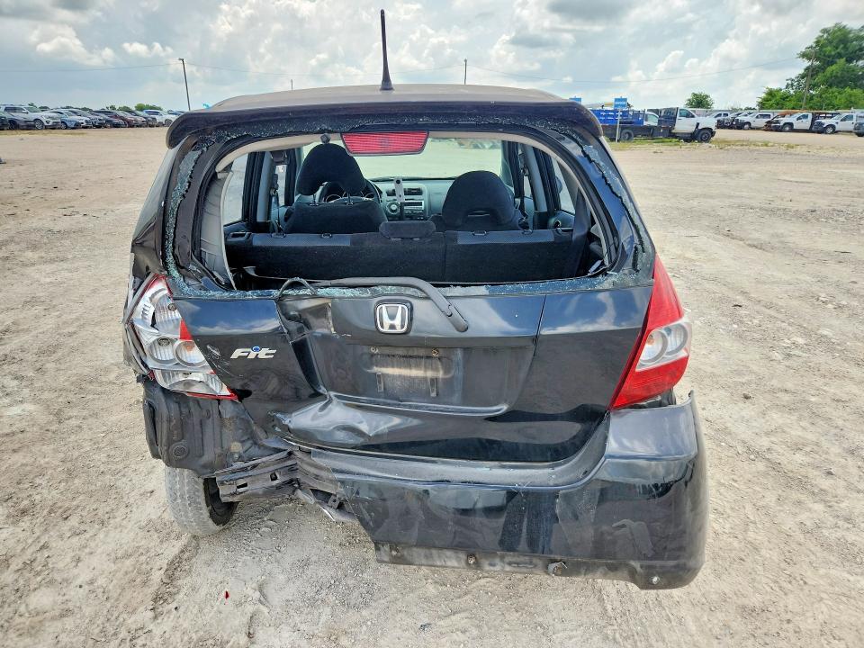 55966056 :رقم المزاد ، JHMGD386X7S051015 vin ، 2007 Honda Fit مزاد بيع
