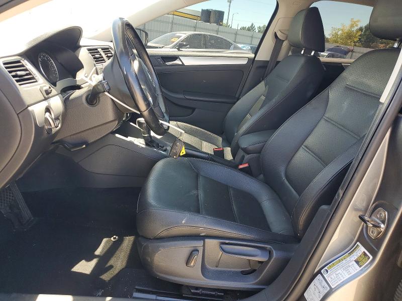 58777796 :رقم المزاد ، 3VWDP7AJ2DM218504 vin ، 2013 Volkswagen Jetta مزاد بيع