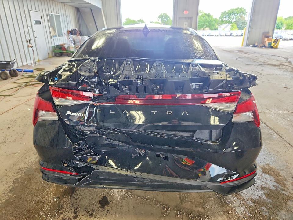 2023 Hyundai Elantra მანქანა იყიდება აუქციონზე, vin: KMHLM4AG2PU550805, აუქციონის ნომერი: 57900026