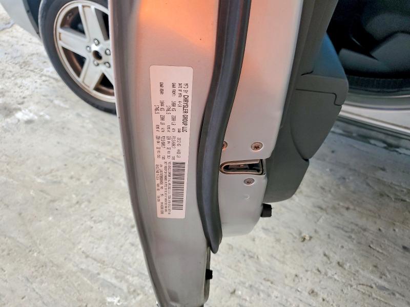 58036916 :رقم المزاد ، 1J4NT4FB8AD600301 vin ، 2010 Jeep Compass مزاد بيع