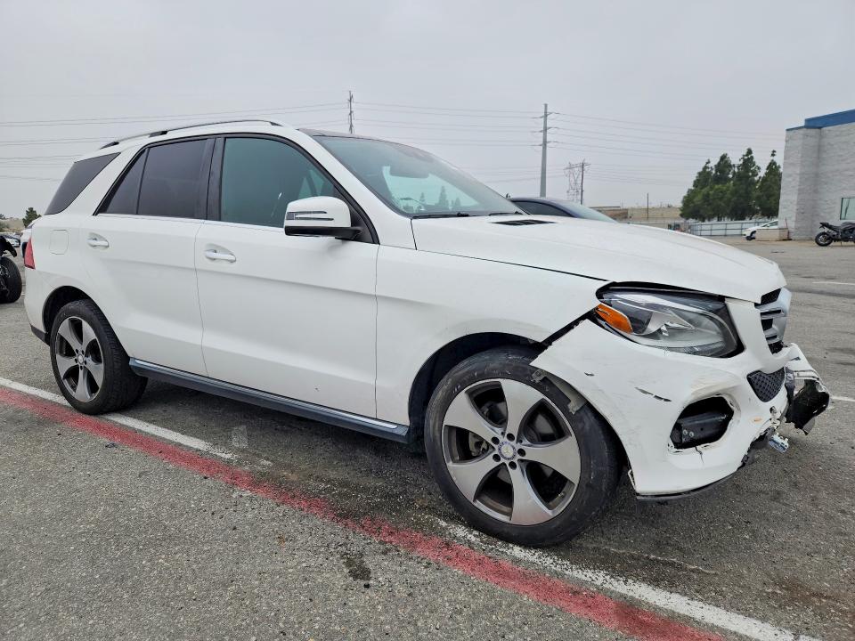 Продажа на аукционе авто 2017 Mercedes-benz Gle, vin: 4JGDA5JB9HA854157, номер лота: 58781516