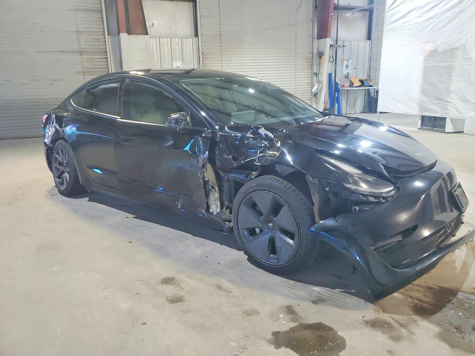 Продажа на аукционе авто 2021 Tesla Model 3, vin: 5YJ3E1EBXMF925164, номер лота: 54903016
