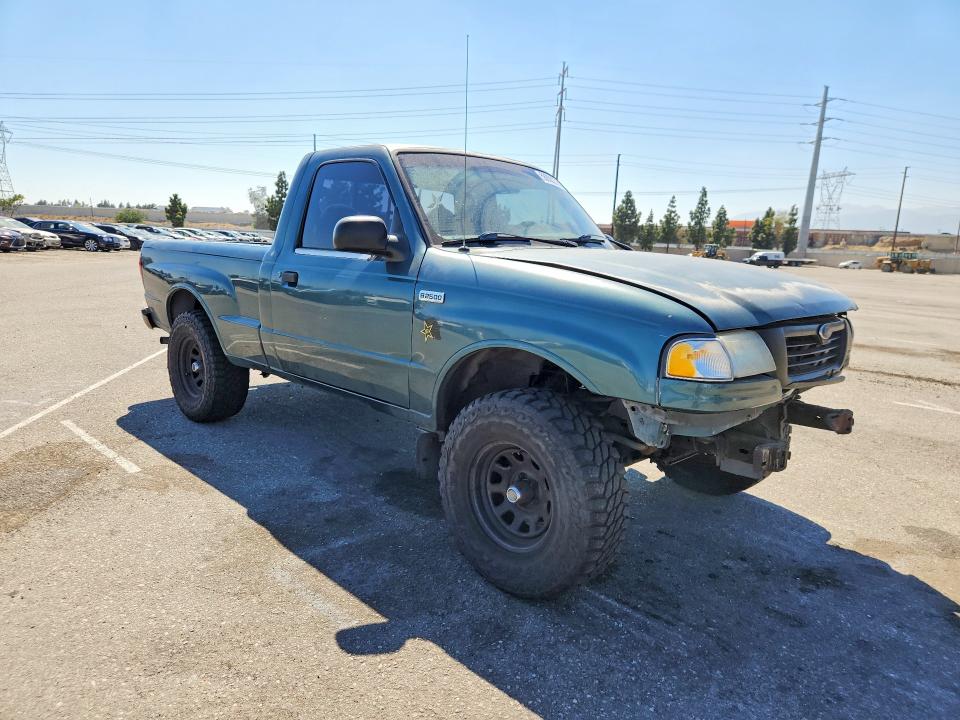 58800276 :رقم المزاد ، 4F4YR12C8YTM22265 vin ، 2000 Mazda B2500 مزاد بيع