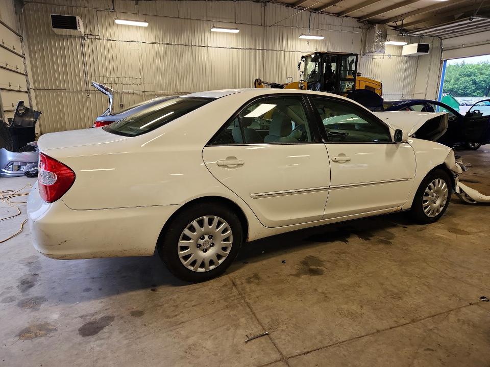 57139466 :رقم المزاد ، 4T1BE32K14U296487 vin ، 2004 Toyota Camry مزاد بيع