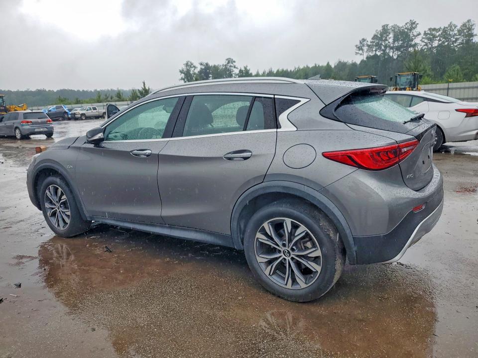 55616316 :رقم المزاد ، SJKCH5CR4JA048381 vin ، 2018 Infiniti Qx30 مزاد بيع