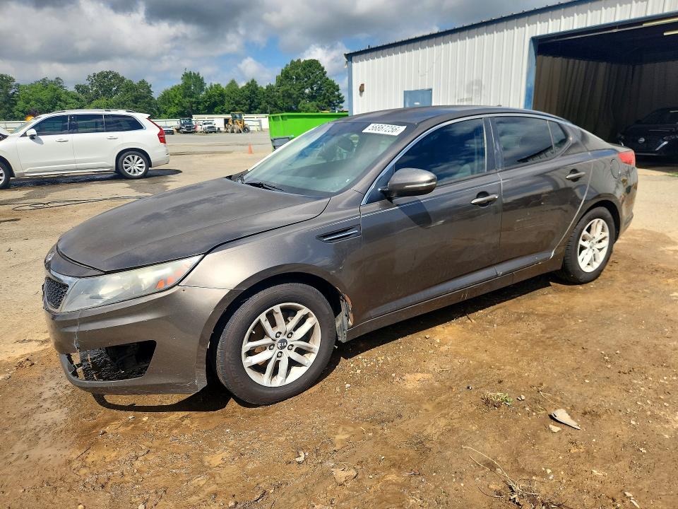 2011 Kia Optima მანქანა იყიდება აუქციონზე, vin: KNAGM4A74B5132817, აუქციონის ნომერი: 56867256