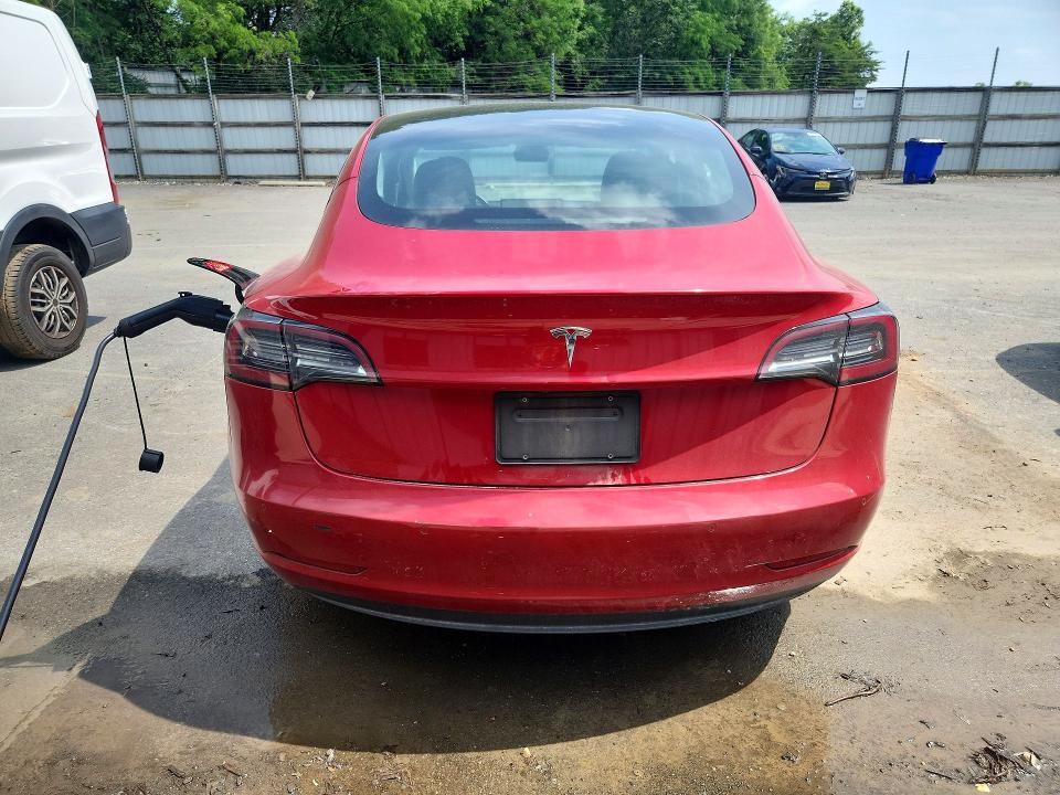56848126 :رقم المزاد ، 5YJ3E1EA1NF288755 vin ، 2022 Tesla Model 3 مزاد بيع