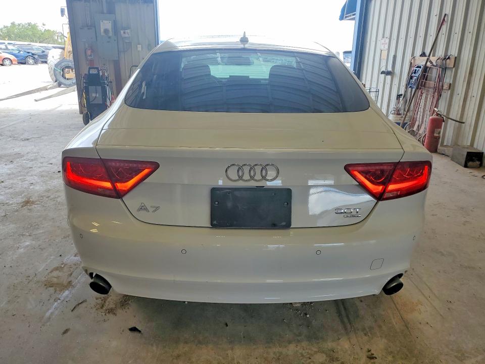 Продажа на аукционе авто 2014 Audi A7, vin: WAUWGAFC5EN079850, номер лота: 56256136