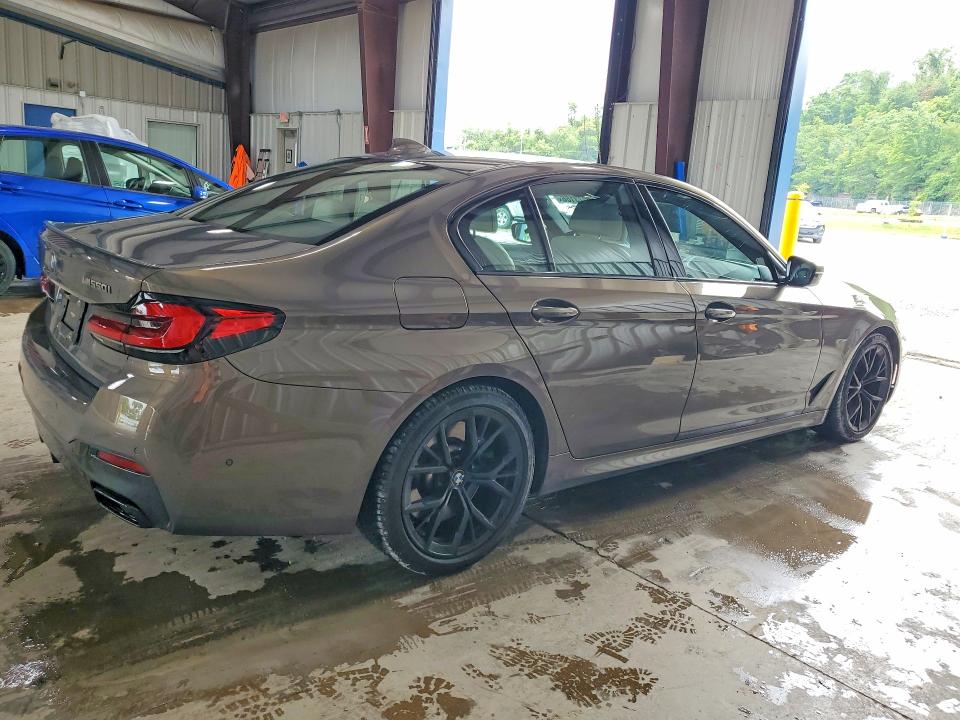 58273166 :رقم المزاد ، WBA13BK0XNCH90191 vin ، 2022 Bmw M550xi مزاد بيع